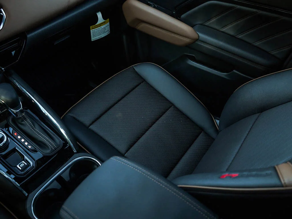 New 2026 Onyx Black GMC AT4 image 24
