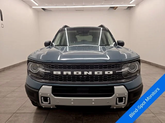 New 2026 Azure Gray Metallic Tri-Coat Ford Badlands® image 7