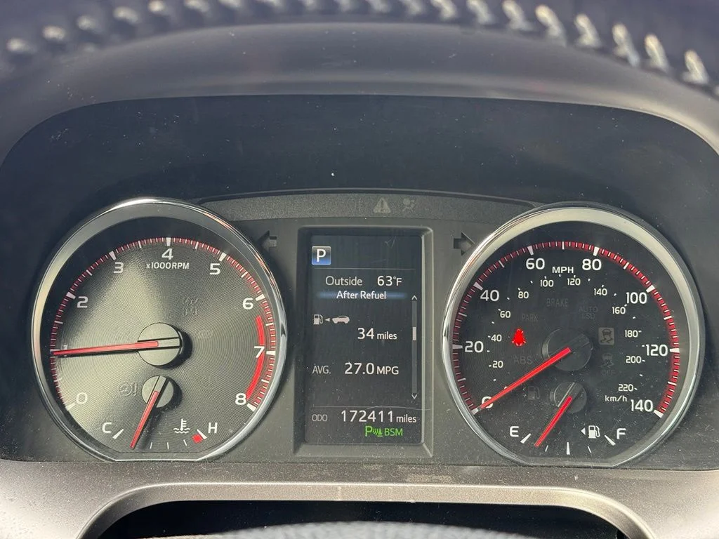 Used 2016 Electric Storm Blue Toyota SE image 10