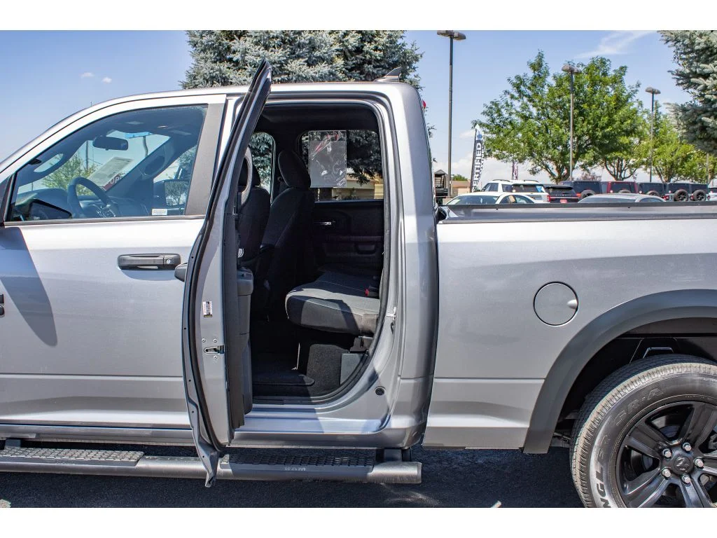 Used 2022 Billet Silver Metallic Clearcoat Ram Warlock image 15
