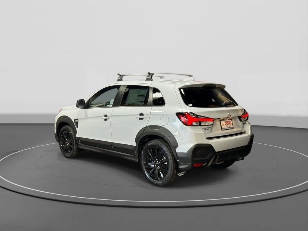 New 2026 White Diamond Mitsubishi Trail Edition image 7