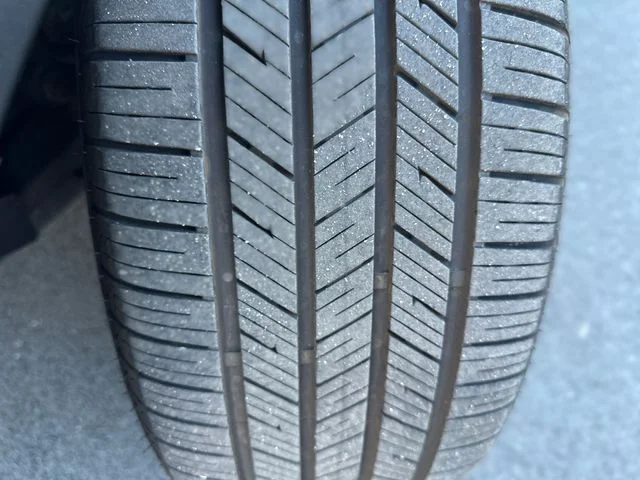 Used 2019 Black Ford Titanium image 11