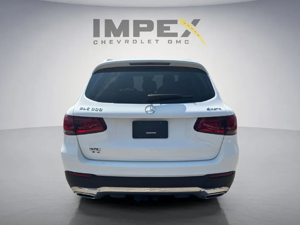 Used 2022  Mercedes-Benz GLC 300 image 4