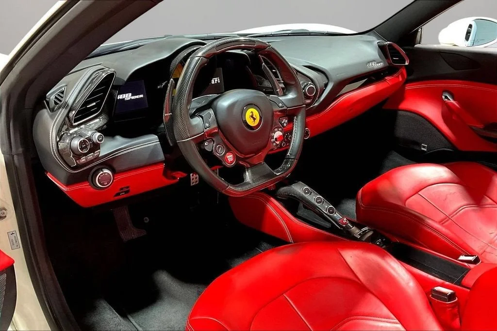 Used 2019 Bianco Avus Ferrari  image 15