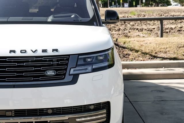 Used 2022 Fuji White Land Rover SE image 63