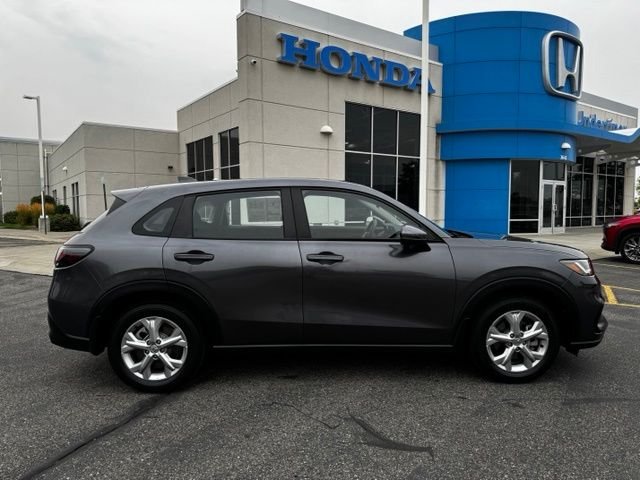 Certified Used 2024 Modern Steel Metallic Honda 5DR AWD LX image 4