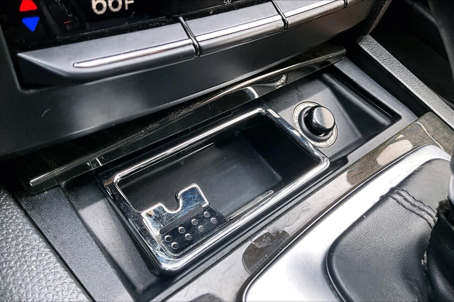 Used 2012  Mercedes-Benz E 350 image 33