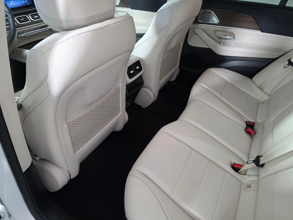 New 2026 Polar White Mercedes-Benz GLE 350 image 44