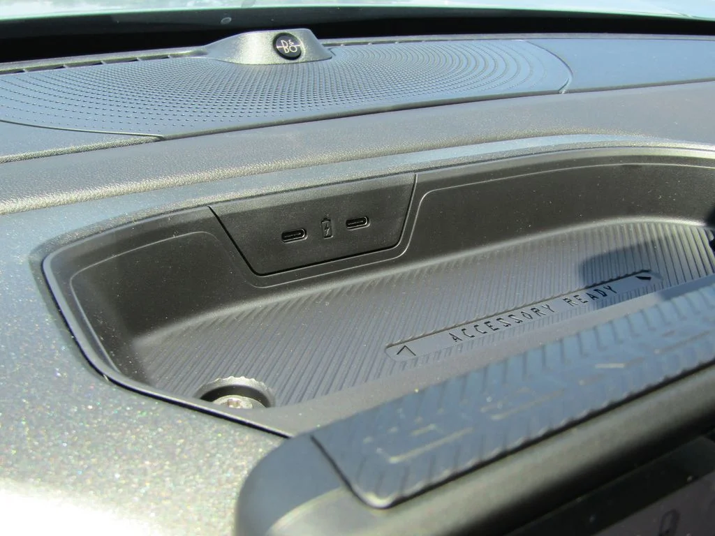 New 2026 Azure Gray Metallic Tri-Coat Ford Outer Banks® image 41