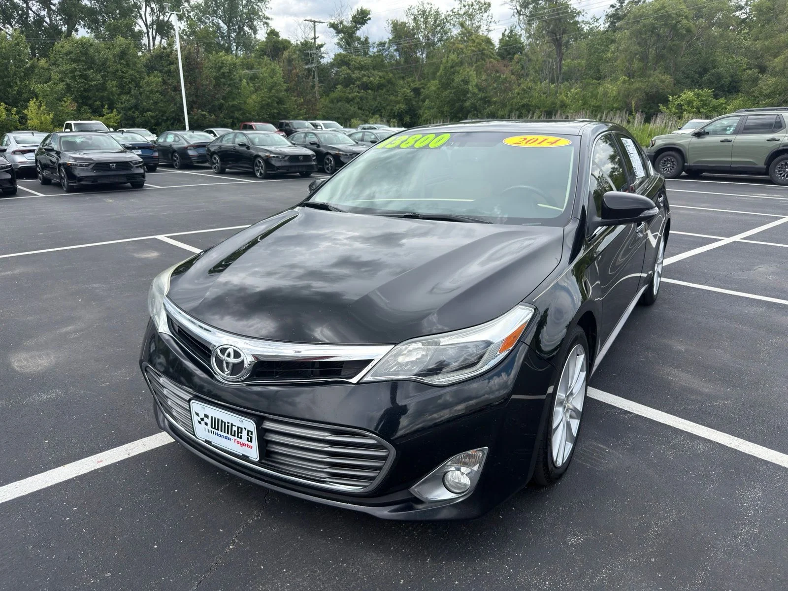 Used 2014 Toyota Avalon Limited with VIN 4T1BK1EB5EU086940 for sale in Lima, OH