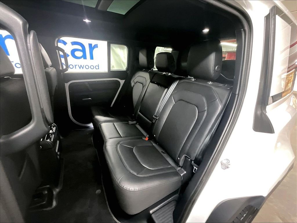 Used 2025 Black Land Rover S image 15