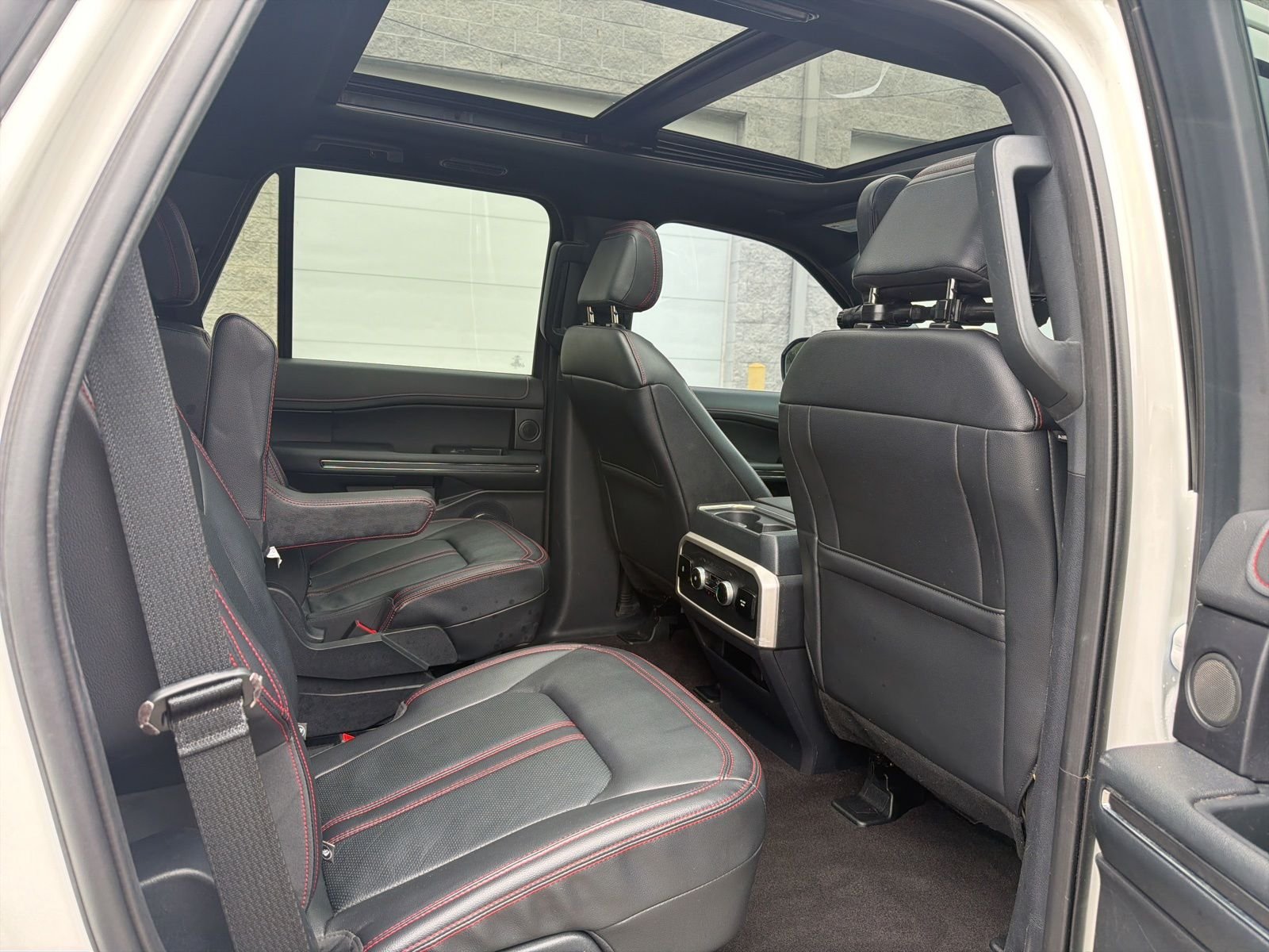 Used 2023 White Ford Limited image 26