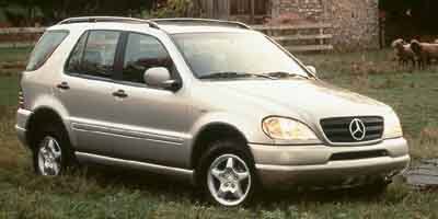 Used 2001  Mercedes-Benz 4DR AWD image 1