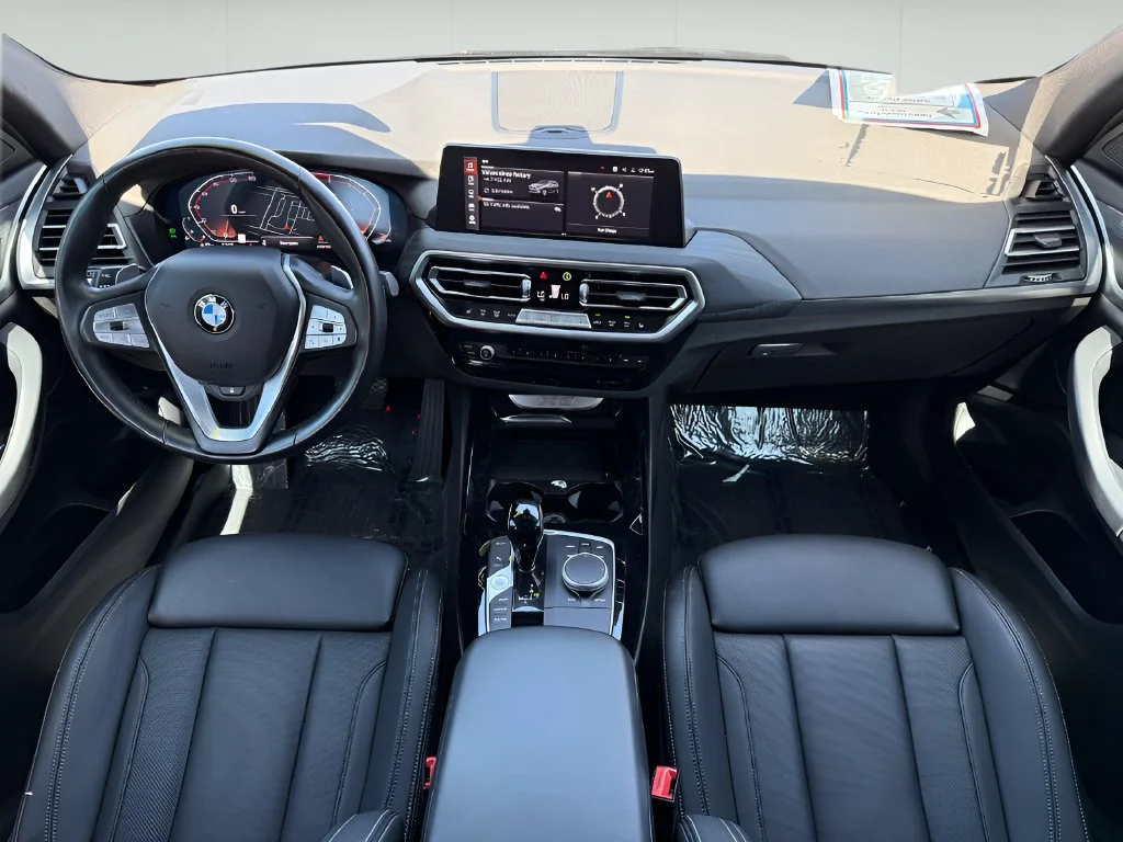 Used 2024 Gray BMW sDrive30i image 20