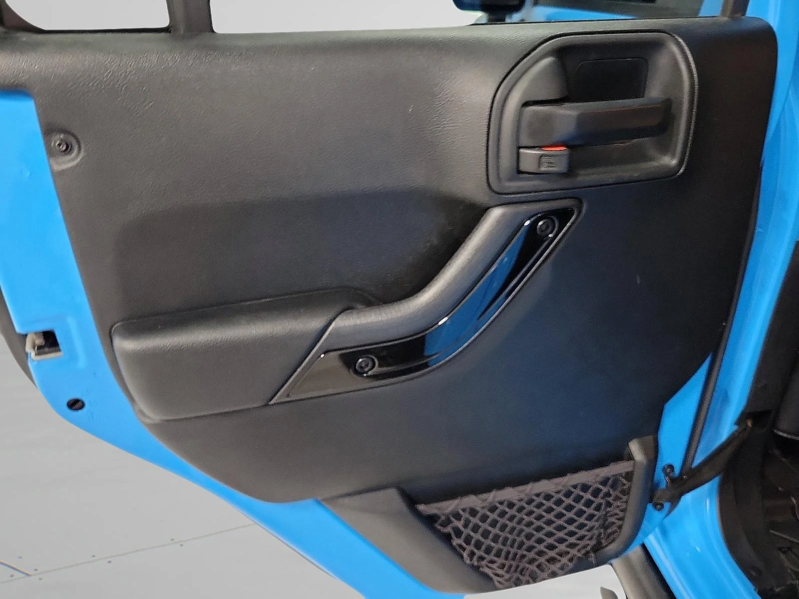 Used 2017 Chief Clearcoat Jeep Winter image 9