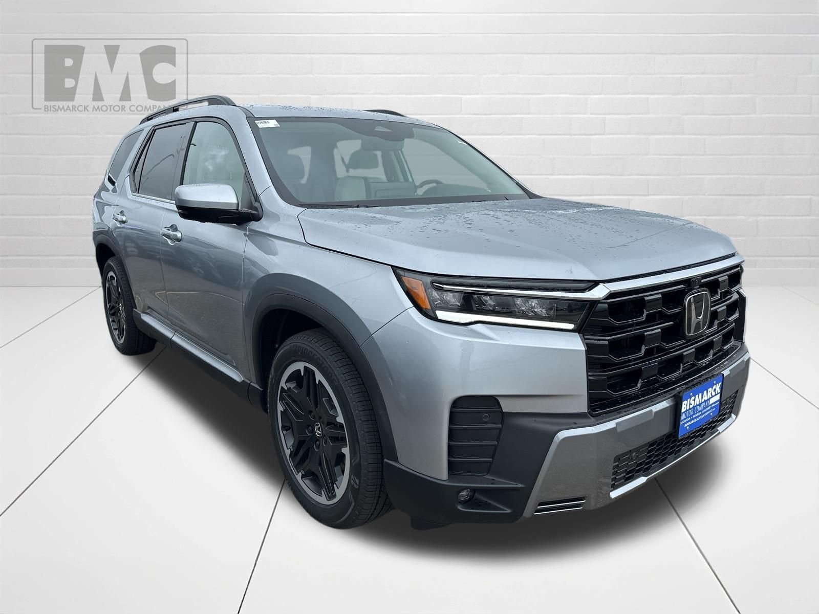 New 2026 Silver Honda Touring image 2