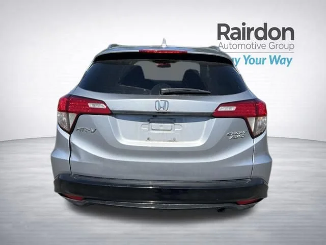 Used 2022 Lunar Silver Metallic Honda Sport image 6