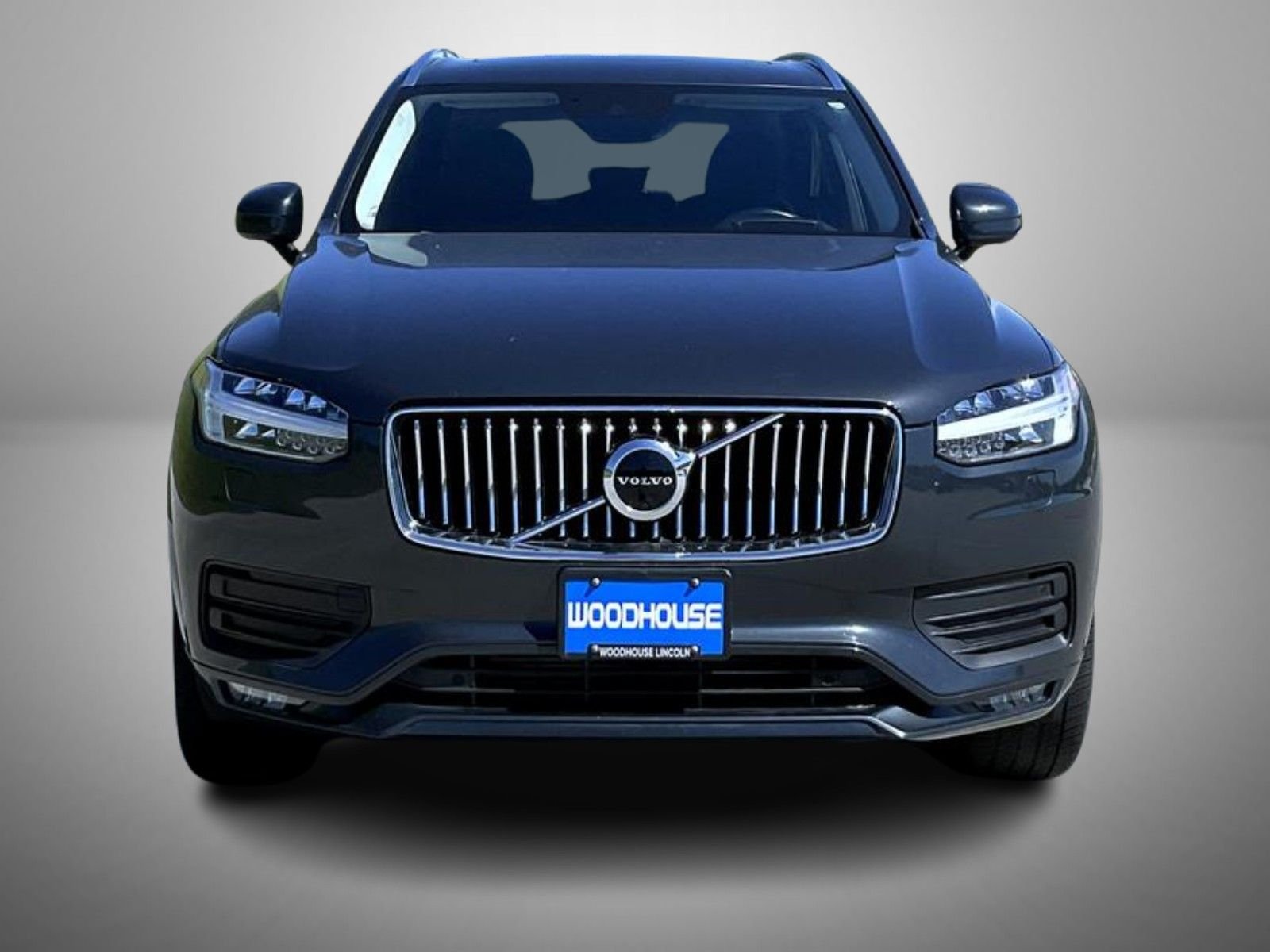 Used 2021 Gray Volvo T6 Momentum image 2