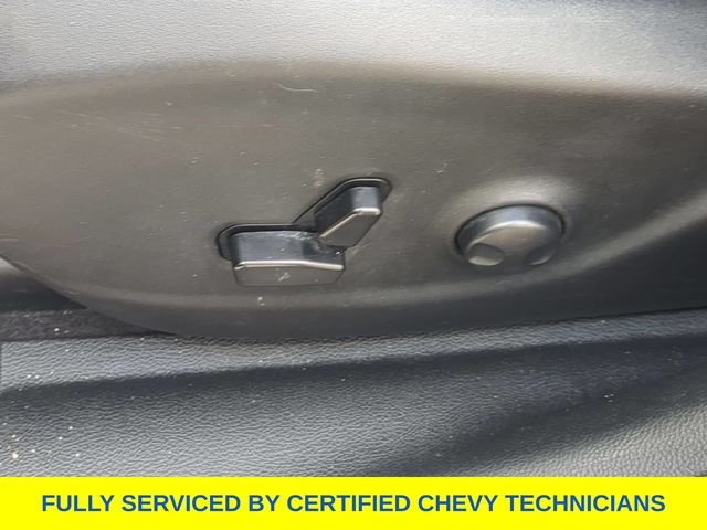 Used 2023 White Jeep Altitude image 25