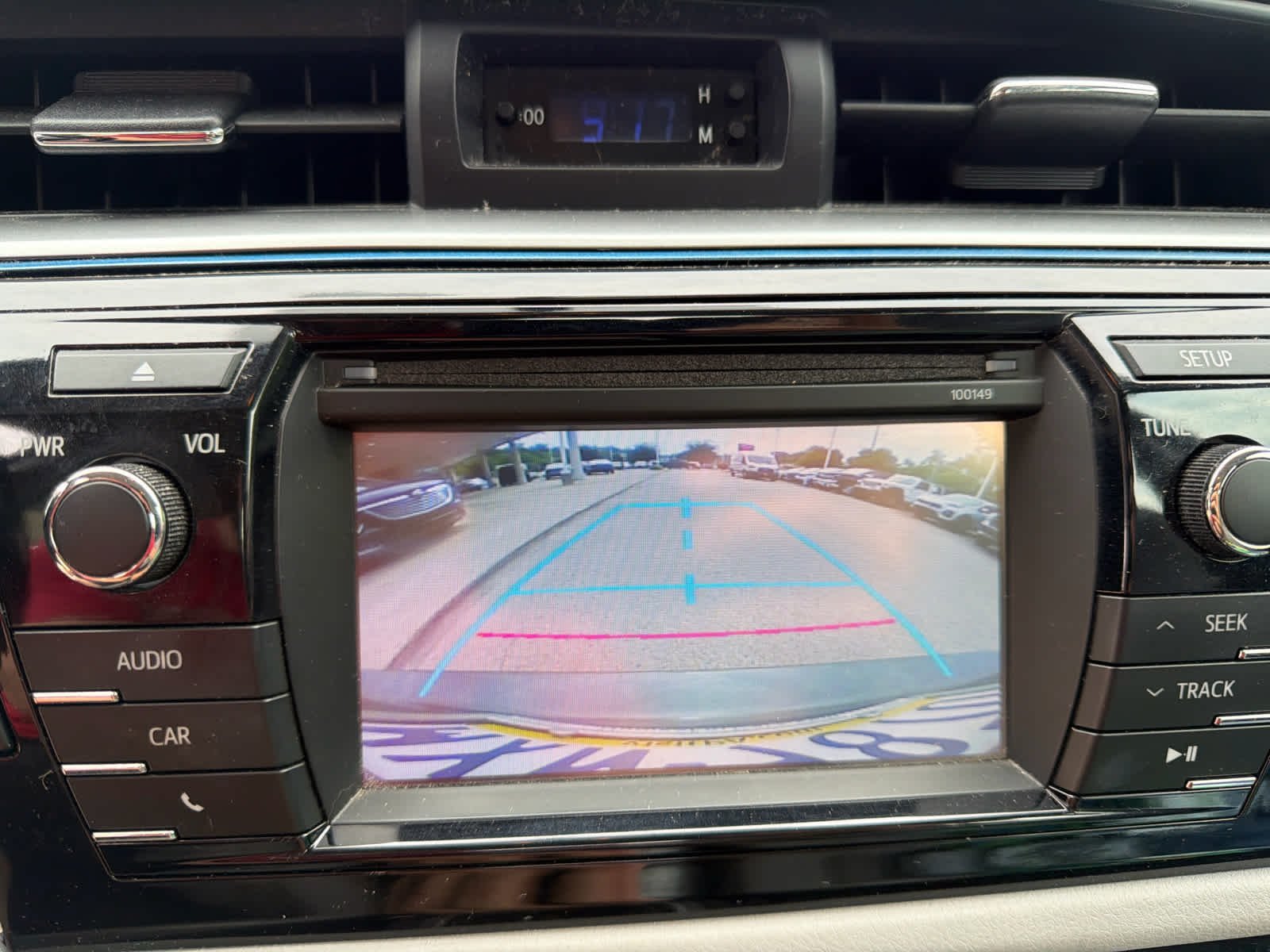 Used 2015  Toyota L image 10