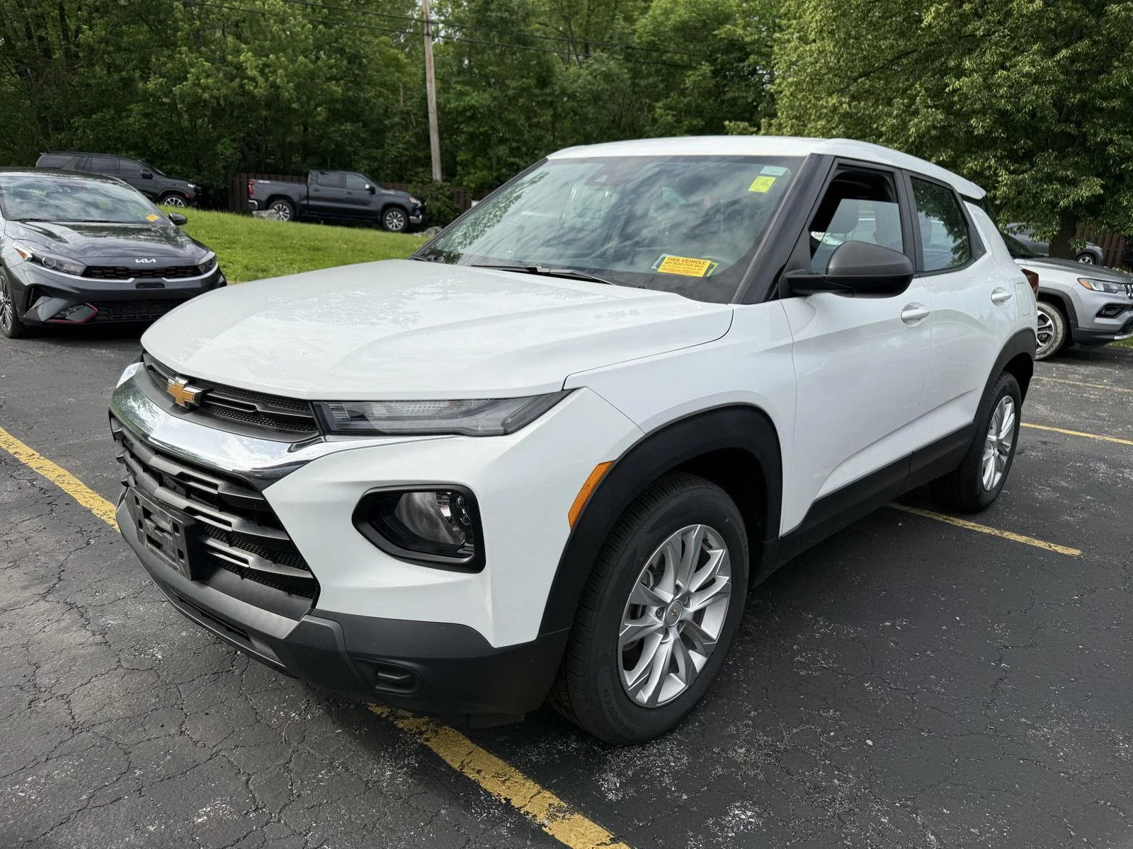 Used 2023 Summit White Chevrolet LS image 2