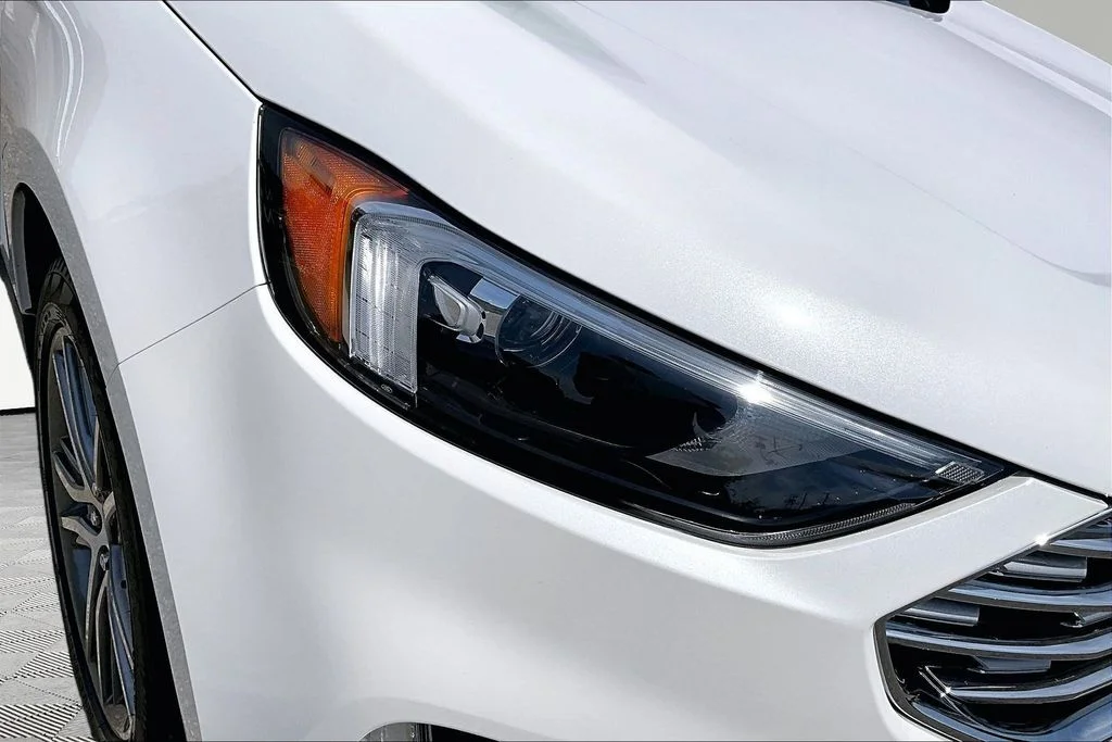 Certified Used 2024 White Metallic Ford Titanium image 29