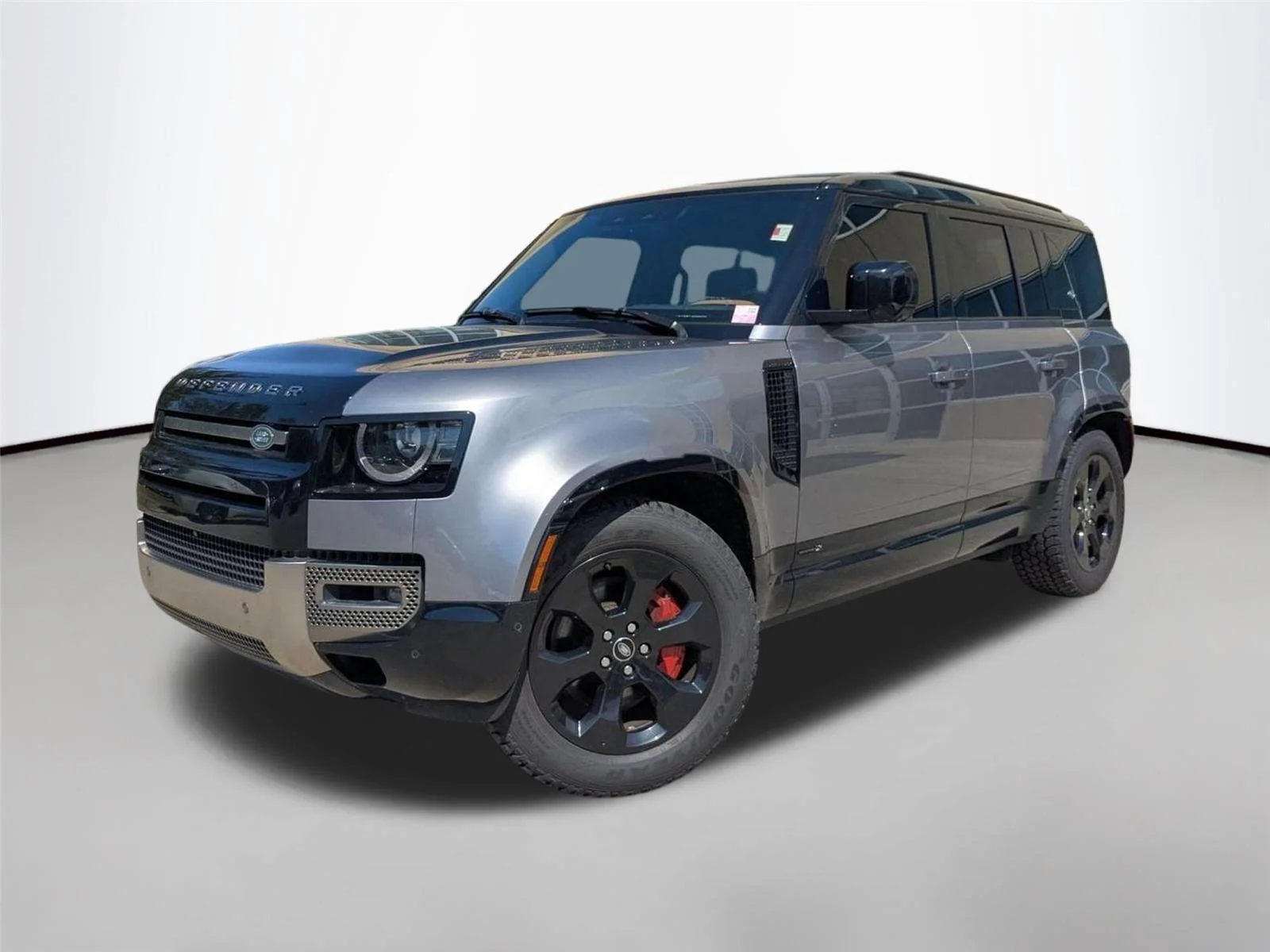 2023 Land Rover Defender X's photo
