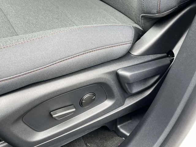 New 2026 Star White Metallic Tri-Coat Ford Active 100A image 14