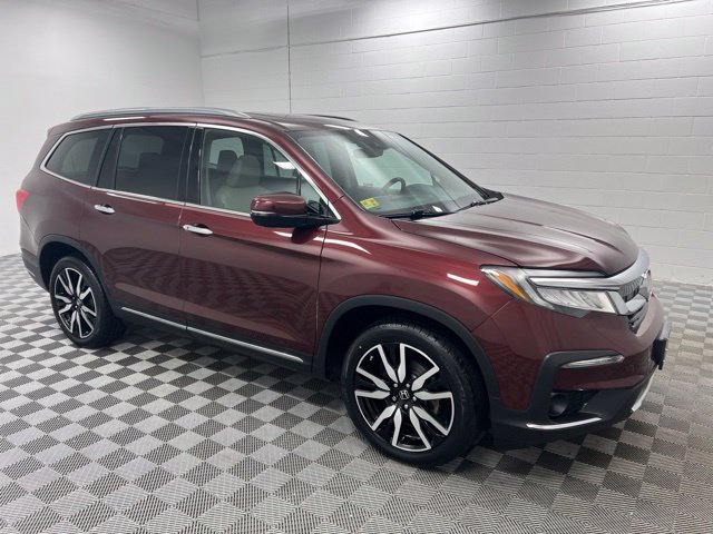 Used 2022 Red Honda Touring image 4