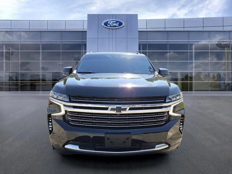 Used 2023 Black Chevrolet LT image 3
