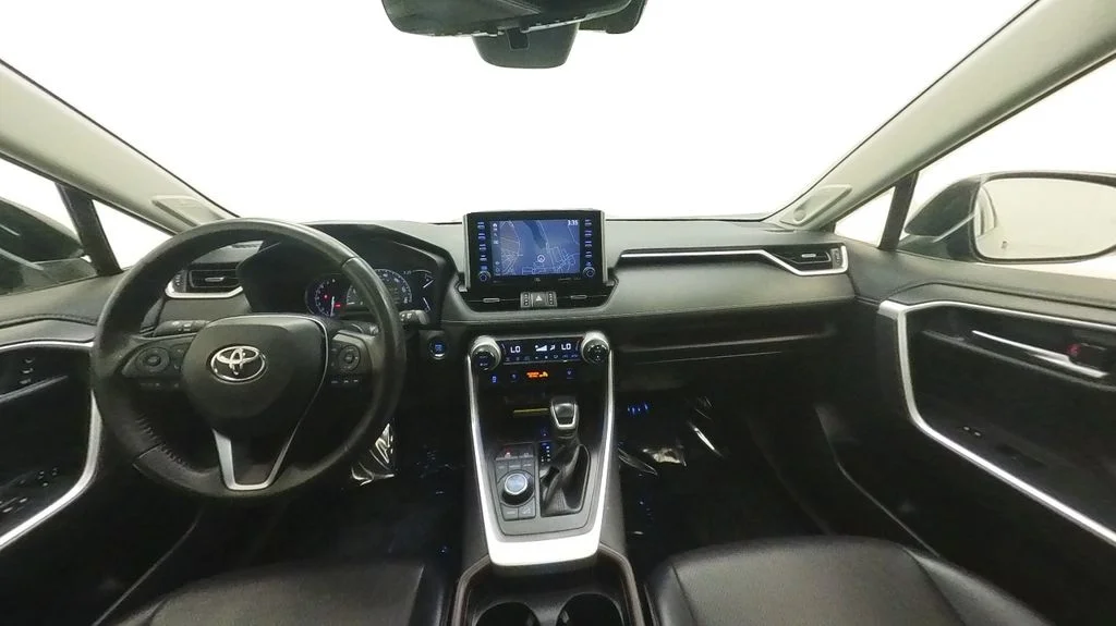 Used 2020 Gray Toyota Limited image 27