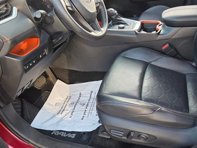 Used 2019 Red Toyota Adventure image 4