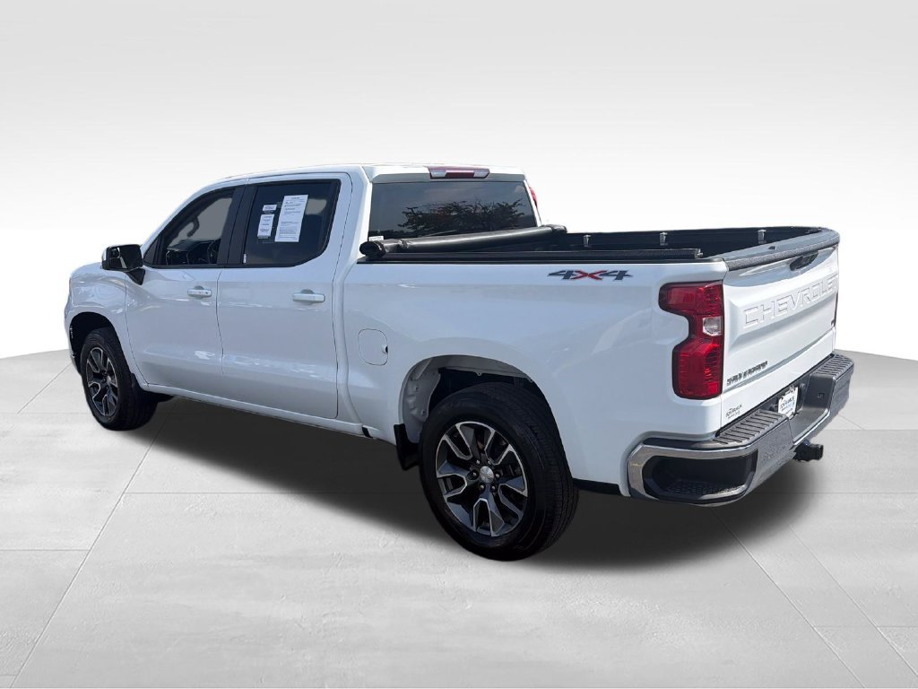 Used 2024 White Chevrolet LT image 3