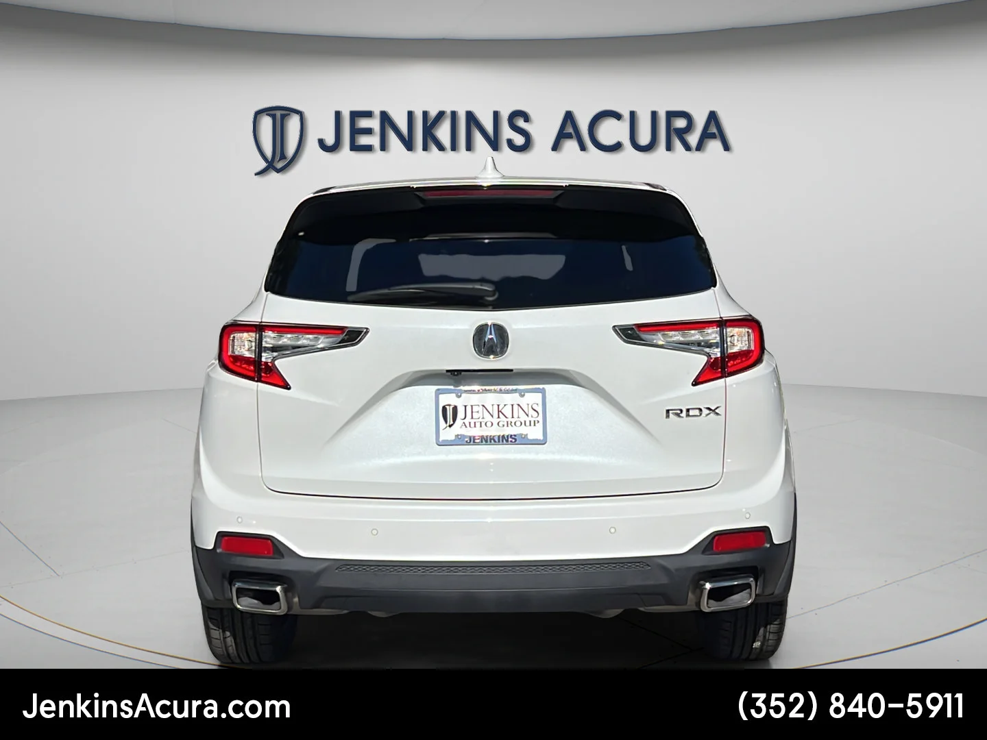 Used 2023 Platinum White Pearl Acura w/Technology Package image 6