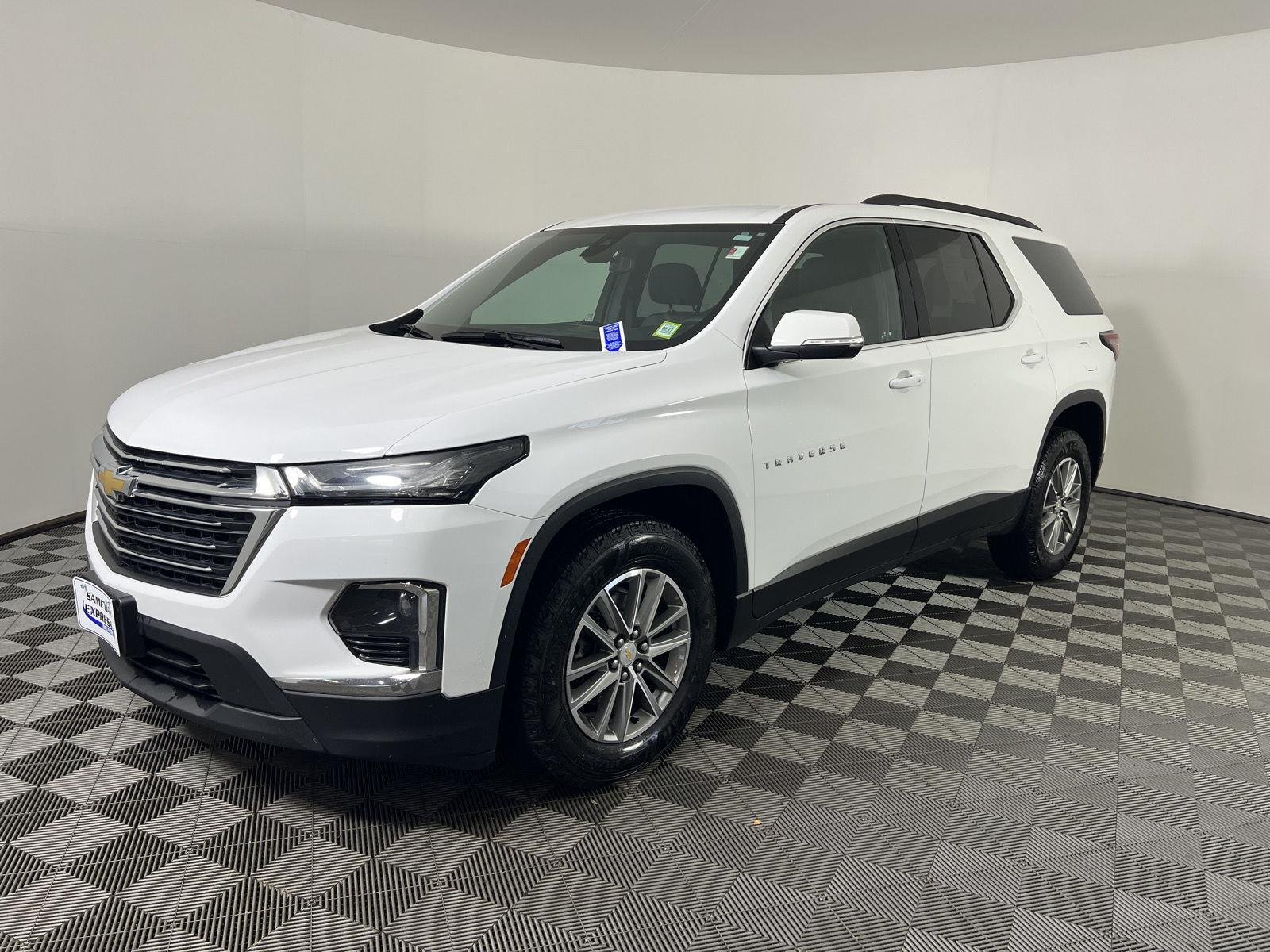 Used 2023 Summit White Chevrolet LT image 31