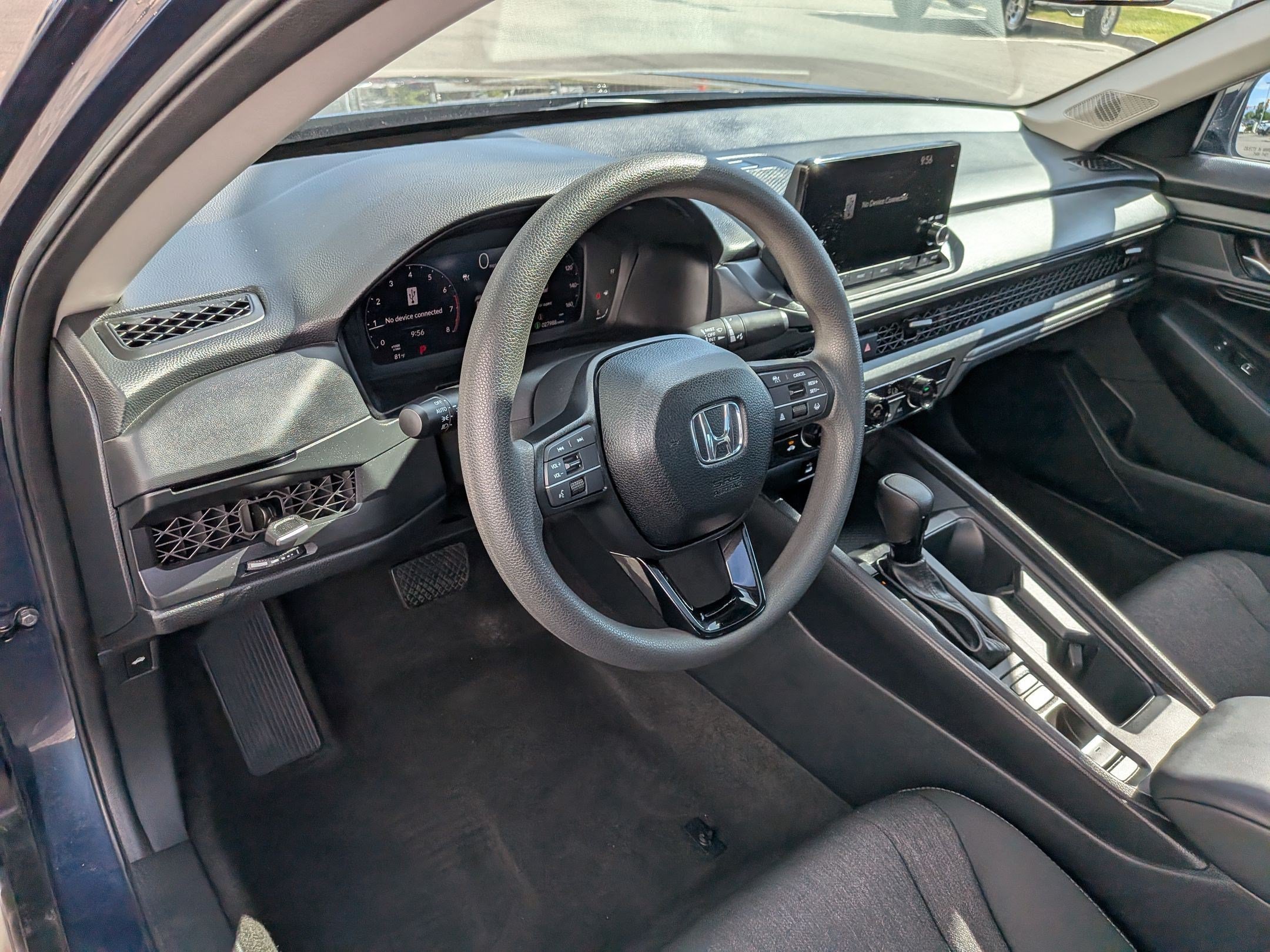 Used 2025 Blue Honda SE image 16