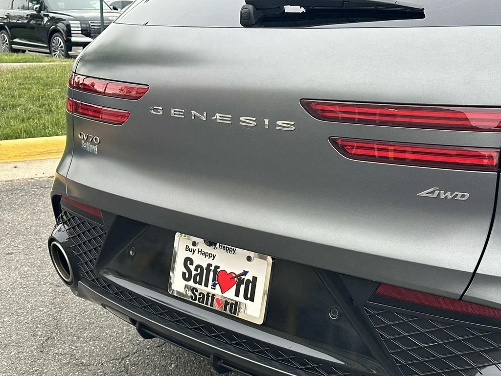 Used 2023 Gray Genesis 2.5T image 12