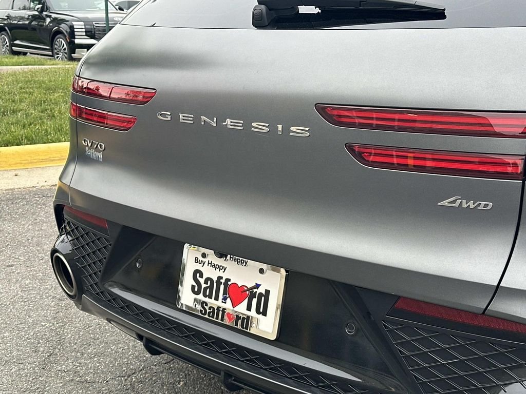 Used 2023 Gray Genesis 2.5T image 12
