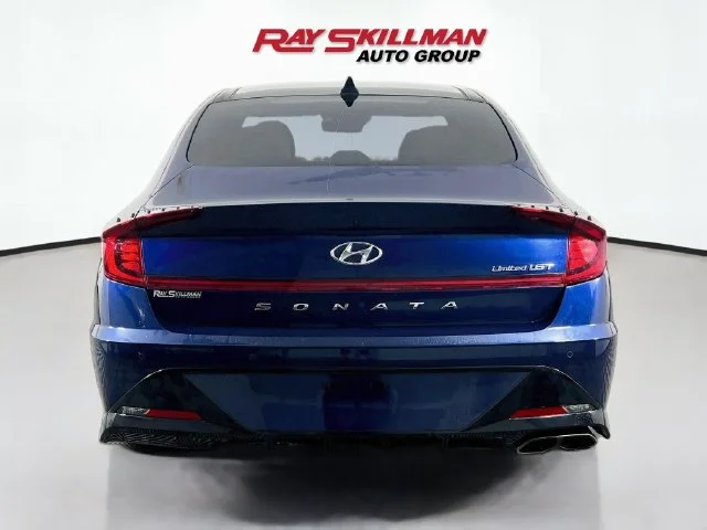 Used 2021 Blue Hyundai Limited image 6