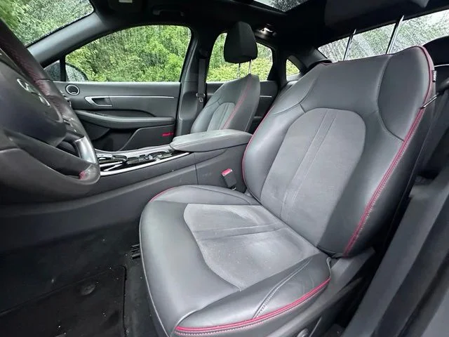 Used 2022 Gray Hyundai SEL Plus image 11