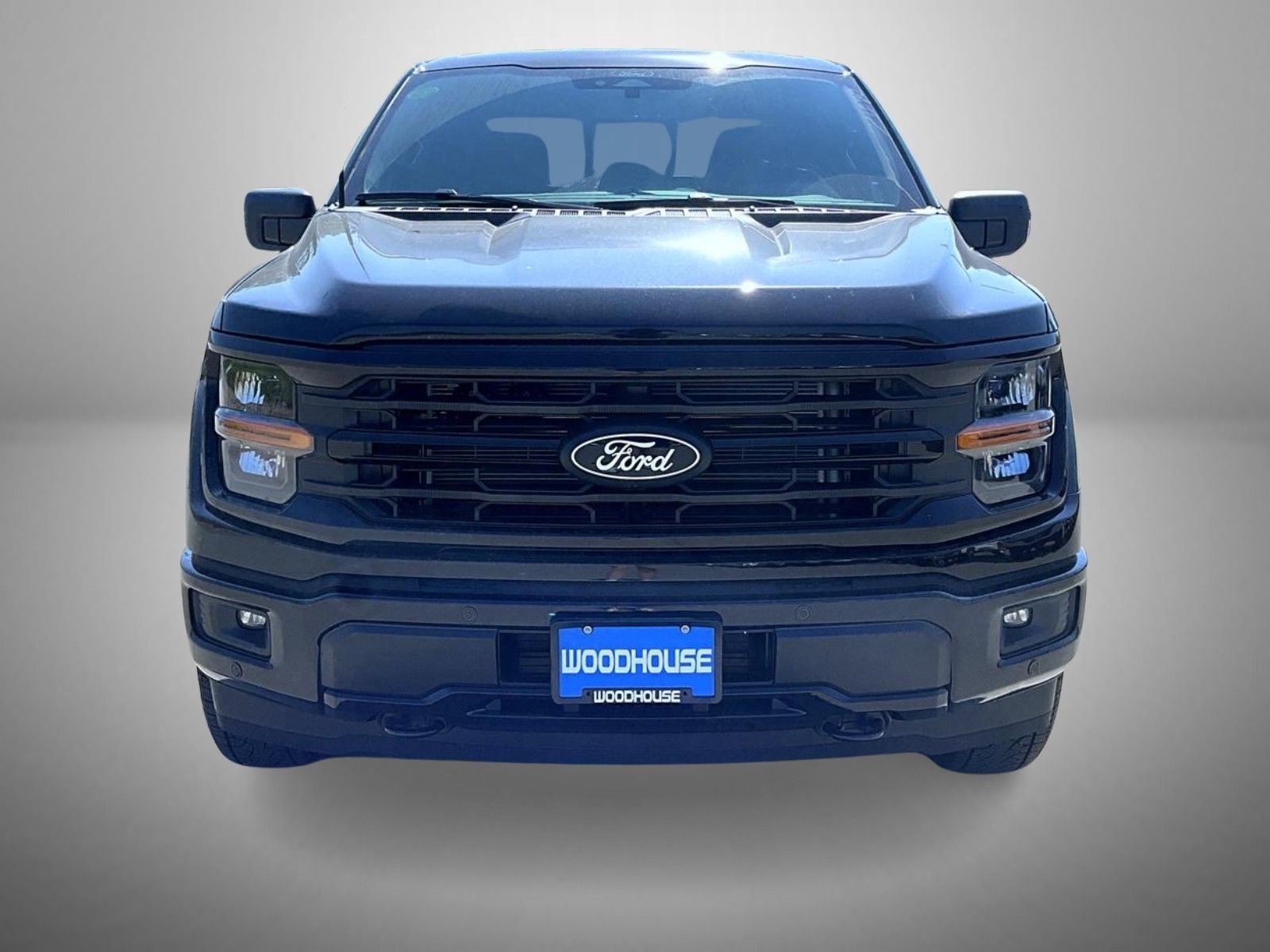 New 2026 Agate Black Metallic Ford XLT image 2