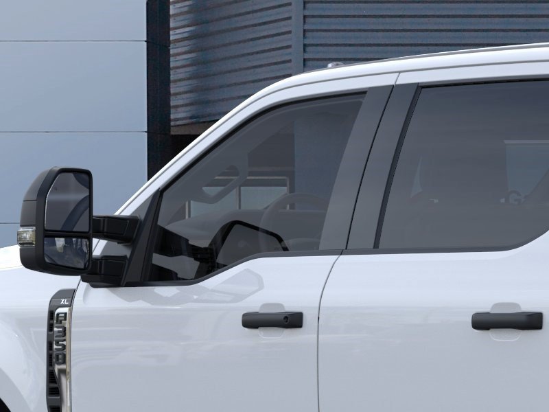 New 2026 Oxford White Ford XL image 21