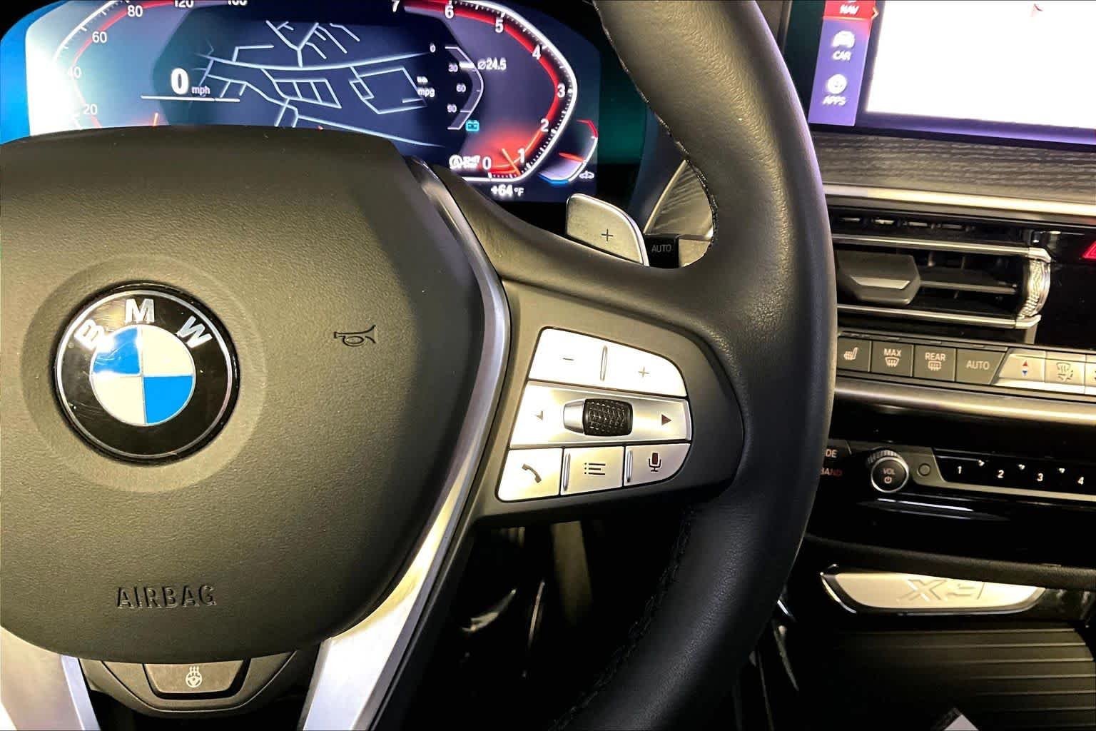 Used 2023 Black Sapphire Metallic BMW xDrive30i image 25
