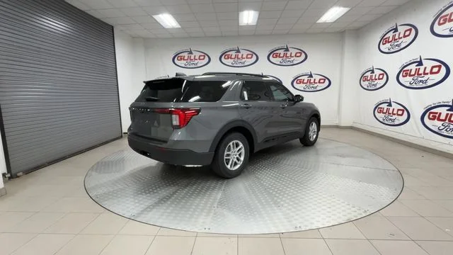 New 2026 Carbonized Gray Metallic Ford Active image 9