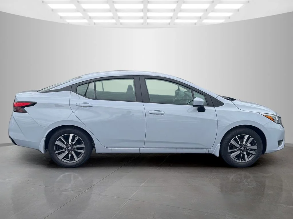 2025 Nissan Versa Sedan SV - Photo 6