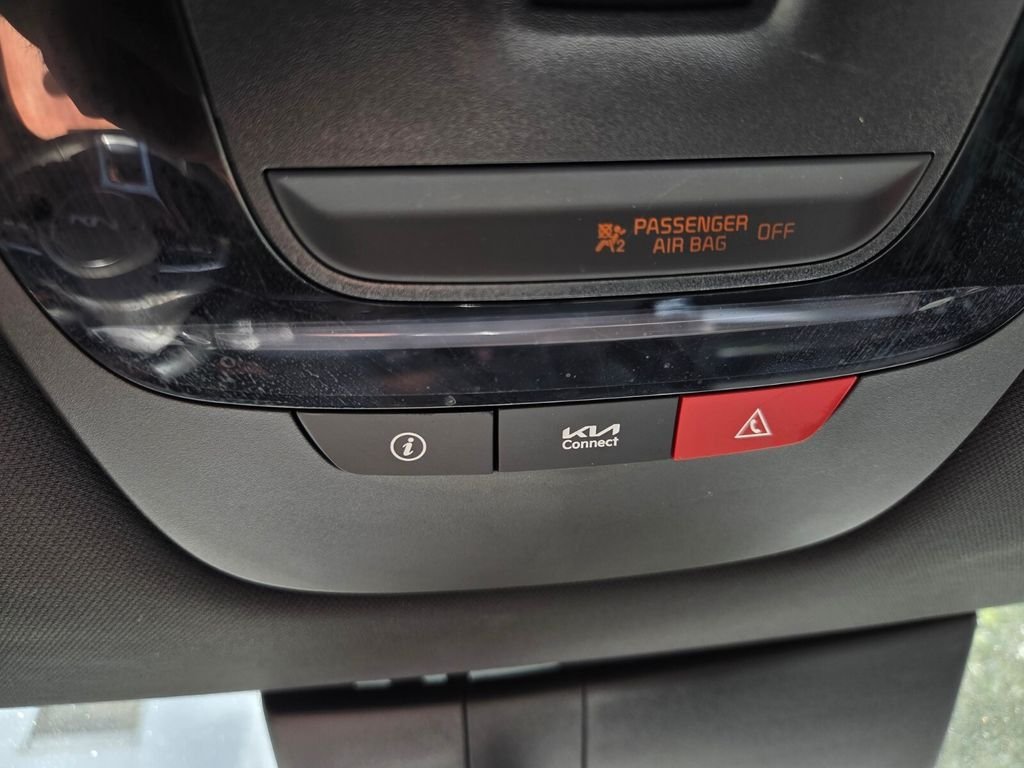 Used 2023 Black Kia X-Line image 35