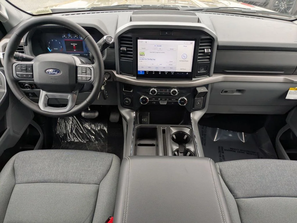 New 2026 Marsh Gray Ford XLT image 15