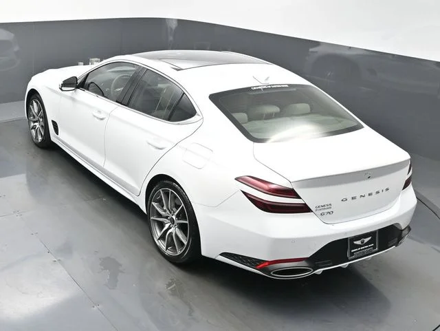 Used 2026 White Genesis 2.5T Prestige image 59