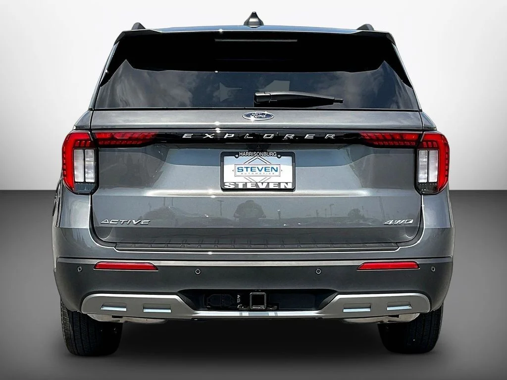 New 2026 Carbonized Gray Metallic Ford Active image 4