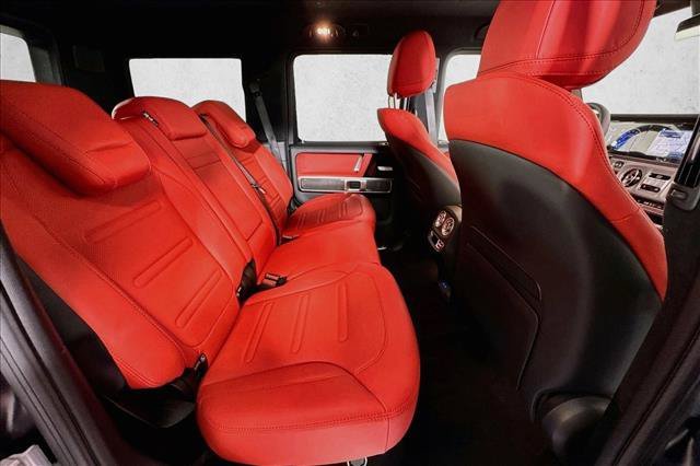 New 2027 MANUFAKTUR Night Black Magno Mercedes-Benz G 580e image 55